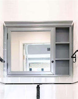 ตู้กระจกไม้อัด GGMC13