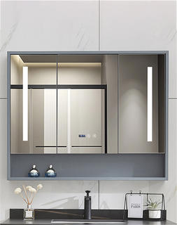 ตู้กระจกสามเหลี่ยม GGMC18