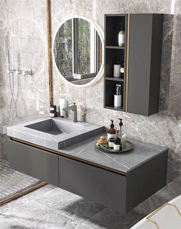 กระจกเก็บของ GGP65