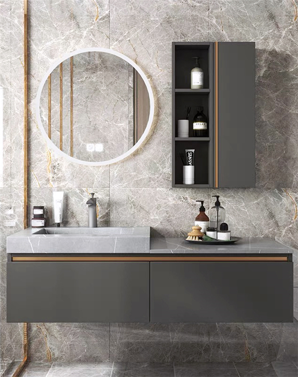 กระจกเก็บของ GGP65